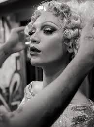 Welcome back to another painted by fame. Miss Fame Stories D4mag