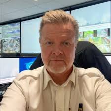 1.5 month ago when I posted about my new job, I didn't expect to make a  similar post in the near future. But I am excited to announce that I will be