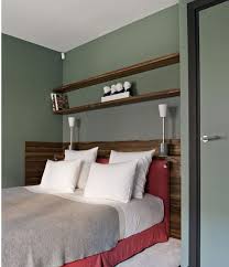 20 Inspirations Pour Un Interieur Couleur Kaki Deco Chambre Kaki Deco Maison Chambre Coloree