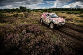 Les organisateurs ont convié les concurrents à celui d'andalousie, qui se tiendra même si les conditions sont particulières à cause de la crise sanitaire mondiale. Rallye Oilibya Du Maroc 2017 Lauf 10 Fia Cross Country Rally World Cup
