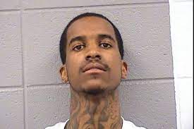 According to the country club hills pd. Rapper Lil Reese Charged With Theft Washington Heights Chicago Dnainfo
