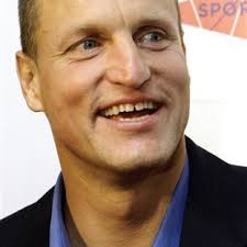 Woody Harrelson likens paparazzo to zombie