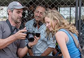 Daniah is a young talented actress who aspires to. Mia Und Der Weisse Lowe Lowenflusterer Kevin Richardson