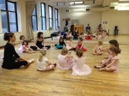 Itty Bitty Ballet Creative Dance Ages 2 5 3 5 Years Old At Studio 8 Dance Youtube Toddler Dance Classes Childrens Ballet Ballet Class