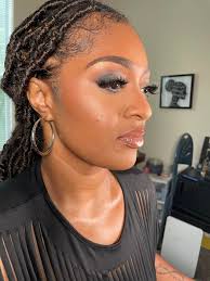 Hi everyone, I'm Amanda, I'm an esthetician & makeup artist of 7+ years.  I'm local to the Dekalb area & would love to introduce myself! If you are  in need of makeup