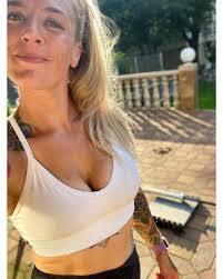 Meghan Andersen's Instagram, Twitter & Facebook