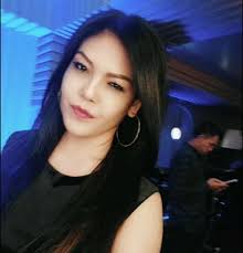 Weekend memories in black 🖤✨ A little glam, extra happiness, and the  perfect evening. Which shot is your favorite?, #weekendlook #blackelegance  #chicmoments #instastyle #ootd, #fashioninspo ...