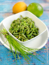 Some of the major advantages of lemon and lime are mentioned below. Shredded Green Beans With Lemon Lime Zest And Snipped Chives Kuechenlatein Com