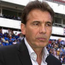 Carlos de los Cobos podría salir del Querétaro