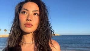 Shannon Zhao's Instagram, Twitter & Facebook