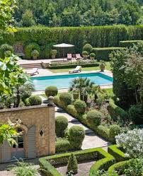 Small And Best Backyard Pool Landscaping Ideas Mediterraner Garten Mediterrane Gartengestaltung Landschaftsdesign