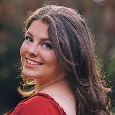 Caitlin Postlethwait's Instagram, Twitter & Facebook