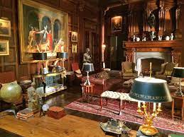 The Dark And Gritty World Of Gotham Wayne Manor Manor Interior Gotham