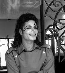The most beautiful smile is the one for someone who isn't there, who just popped on your mind. Michael Jackson Has The Most Beautiful Smile In The World Michael Jackson Photos Of Michael Jackson Jackson