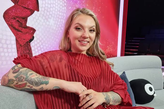 TTK-juontaja Veronica Verho lataa suorat sanat tatuointien arvostelijoille:  "Mä toivoisin, että..." | Suomi24 Viihde