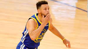 Stephen curry broke his left hand and became the latest injured warriors player during another lopsided defeat by golden state on wednesday night. Steph Curry Becomes Golden State Warriors All Time Record Point Scorer Cnn