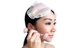 Rose Quartz Face Roller
