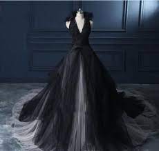 Vintage 2019 Black And White Ivory Wedding Dress Gothic V Neck Sleeveless Lace Appliques Tu Black Wedding Gowns Halloween Wedding Dresses Black Wedding Dresses