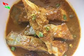 I've adapted a few recipes to give something that was fairly authentic without being overly complex. Goan Fish Curry Recipe Easy Tangy Spicy Indian Fish Curry Recipe