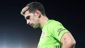 Emiliano martínez on fifa 21. Martinez I Ll Leave Arsenal If I Don T Get More Games Goal Com