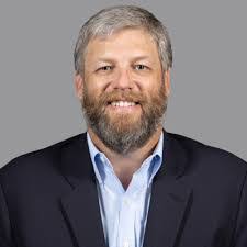 Mike Tisdale's Instagram, Twitter & Facebook