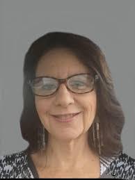 Alva Howe's Instagram, Twitter & Facebook