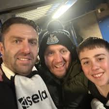 Barry Gill (@RealBigbazza)