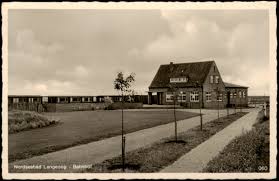 Langeoog) is one of the seven inhabited east frisian islands at the edge of the lower saxon wadden sea in the southern north sea, located between baltrum island (west), and spiekeroog (east). Langeoog Ansichtskarten Lexikon