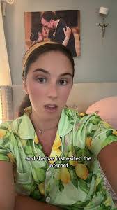 Jacqueline Ring's Instagram, Twitter & Facebook