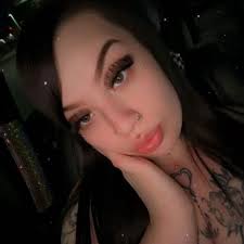 Anyone know where I can find the Dubia chocolate strawberry cups?