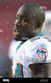 Against raymond davis hi-res stock photography and images