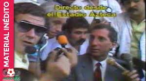 Jugaba de centrocampista y su primer equipo fue san lorenzo de almagro, aunque cumplió la mayor parte de su trayectoria en estudiantes de la plata. Inedito Carlos Bilardo Entrevistado Por Victor Hugo Morales Y Macaya Tras Ser Campeon Mexico 86 Youtube