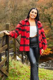 After just 24 hours in the cabins sofia and abraham are left questioning whether they can make romance work. The Cabins Itv2 The New Dating Show By Love Island Bosses Glamour Uk