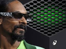 Microsoft zeigt sich humorvoll und scherzt gleich mit. Xbox Series X Monstrose Konsole Fur Rapper Snoop Dogg Meme Wird Wirklichkeit Xbox Series X