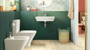 Dobbiamo distinguere tra bagni privati e quale altezza per il rivestimento del bagno? Altezza Rivestimenti Bagno Fino A Dove Rivestire Guida