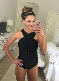 This Fashion Blogger Who S Also A Mom Found And Reviewed 4 No Fail Swimsuits For Moms They Are Affordable C Mom Swimsuit Mom Bikini Best Swimsuits For Moms