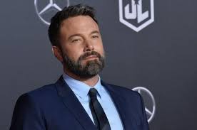 Ben Affleck Shows Back Tattoo During Outing In Hawaii Ben Affleck Entertainment News Celebrities San Diego Comic Con