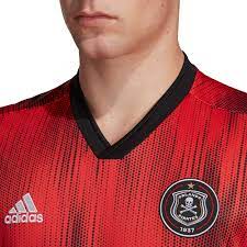 Wir empfehlen dieses leichte, atmungsaktive und schweißableitende modell mit dem angenehmen trageg. Adidas Orlando Pirates Trikot Away Herren 2019 2020 Sportiger De