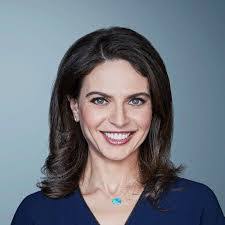 Eve Oswald's Instagram, Twitter & Facebook