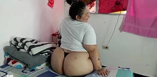 I get Horny Seeing My Stepsister in Her Underwear and I Propose a Quickie  to Calm the Fever