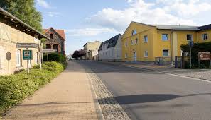 Pe­ter und paul in der wie­dig­stra­ße 9 und ist mon­tag bis frei­tag, 17:00 bis 20:00 uhr, so­wie sams­tag, 9:00 bis 13:00 uhr, ge­öff­net. Aufregung Strasse Alban Stolz Bei Karlsruhe Wird Unbenannt