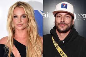 Britney Spears risponde alle accuse della memoir di Kevin Federline: 'Tutto  ciò che le interessa sono i suoi figli' (Esclusiva) : r/popculturechat
