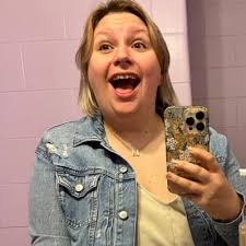 Danielle Snider (@danimacsnider)