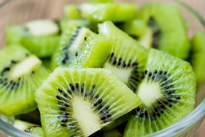 6 Health Benefits of Kiwi Fruit - Saber Healthcare Group