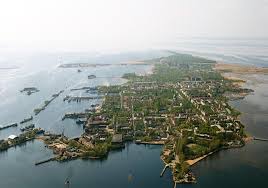 Kronstadt, also spelled kronshtadt, cronstadt or kronštádt is a russian port city in kronshtadtsky district of the federal city of saint pet. Gorod Port Kronshtadt Istoriya Dostoprimechatelnosti Muzei Na Ptmap Ru