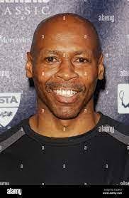 Shane Teixeira's Instagram, Twitter & Facebook