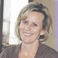 Edwina Hamilton's Instagram, Twitter & Facebook