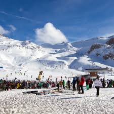 Breaking news, world map and live counter on total cases and death, recovered cases and vaccine program progress.i started this. Everyone Was Drenched In The Virus Was This Austrian Ski Resort A Covid 19 Ground Zero Coronavirus The Guardian