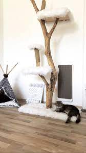 comfy cat place katzenbaum diy kratzbaum katze diy katzenbett