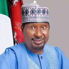 Yanzu Yanzu: Mai Girma Mataimakin shugaban majalisar Dattawan Najeriya  Sanata Dakta Barau I. Jibrin Maliya CFR. Ya saiwa Al'ummar Garin Guɗe dake  ƙaramar Hukumar Kabo Gida kusa da Masallacin Jami'ussalam domin cigaba da  gina gidan dan ...